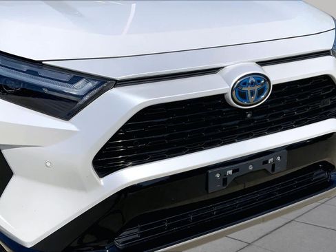 Used 2023 Toyota RAV4 XSE AWD/4WD image 32