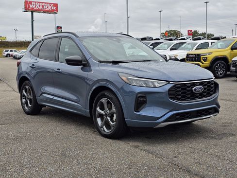 Used 2024 Ford Escape ST-Line image 5