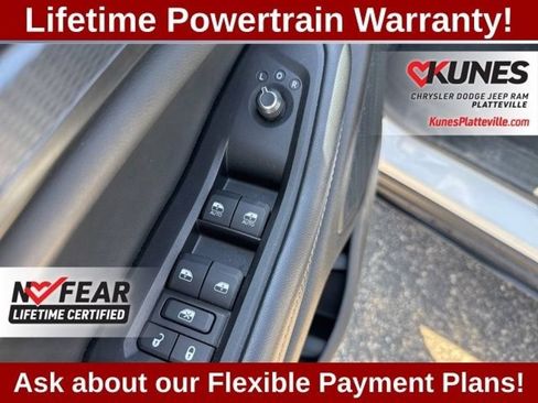 Used 2024 Jeep Grand Cherokee Altitude AWD/4WD image 18