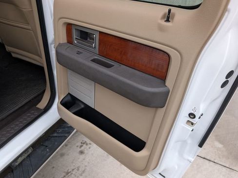 Used 2009 Ford F150 Lariat AWD/4WD image 26