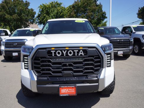 Used 2024 Toyota Tundra Limited AWD/4WD image 5
