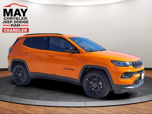 New 2026 Jeep Compass Latitude image 2