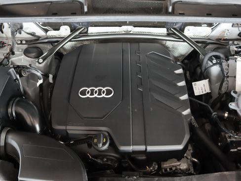 Used 2023 Audi Q5 2.0T Premium image 4