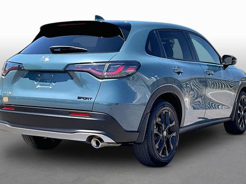 Used 2023 Honda HR-V Sport image 2