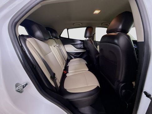 Used 2020 Buick Encore Preferred image 27