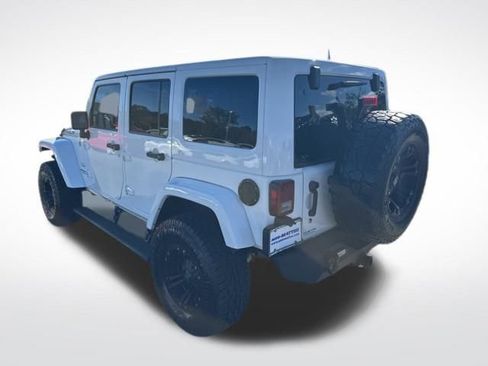 Used 2017 Jeep Wrangler Unlimited Sahara w/ Dual Top Group image 4