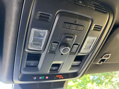 Used 2023 Cadillac Escalade ESV Premium Luxury RWD image 62