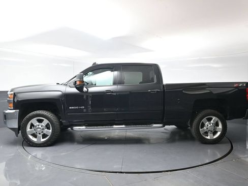 Used 2019 Chevrolet Silverado 2500 LT w/ All Star Edition AWD/4WD image 11