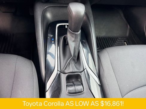 Used 2020 Toyota Corolla LE FWD image 10