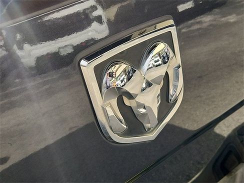 Used 2014 RAM 1500 Laramie w/ Convenience Group image 30