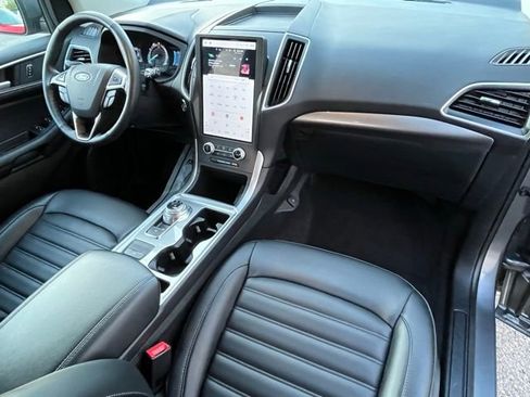 Used 2024 Ford Edge SEL image 30