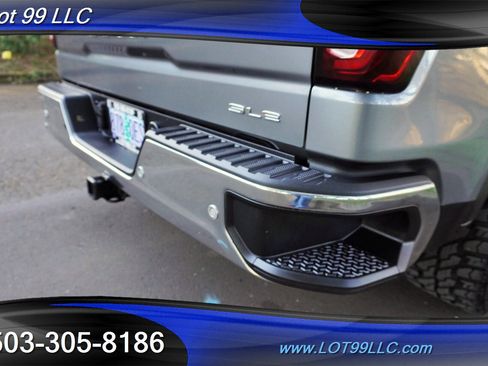 Used 2022 GMC Sierra 1500 SLE w/ Remote Start Package image 32