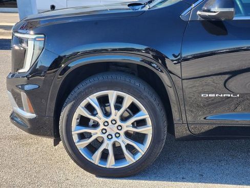 Used 2024 GMC Acadia Denali w/ Super Cruise Package image 5