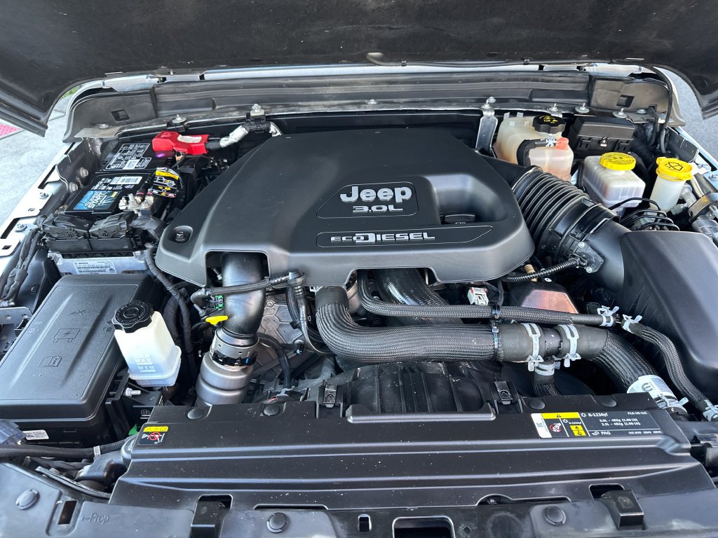 Used 2020 Jeep Wrangler Unlimited Sport AWD/4WD image 28