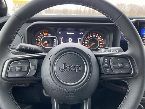 New 2026 Jeep Wrangler Unlimited Rubicon image 14