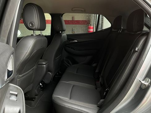 Used 2025 Buick Encore GX Preferred FWD image 11