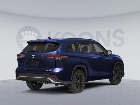 New 2026 Toyota Highlander XSE AWD/4WD image 2