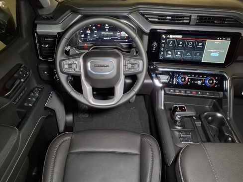 New 2025 GMC Sierra 1500 Denali AWD/4WD image 14