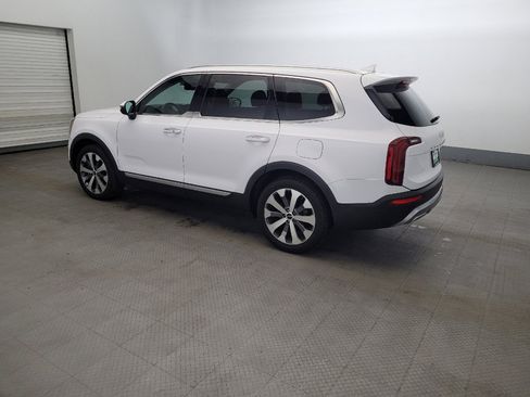 Used 2022 Kia Telluride S FWD image 3