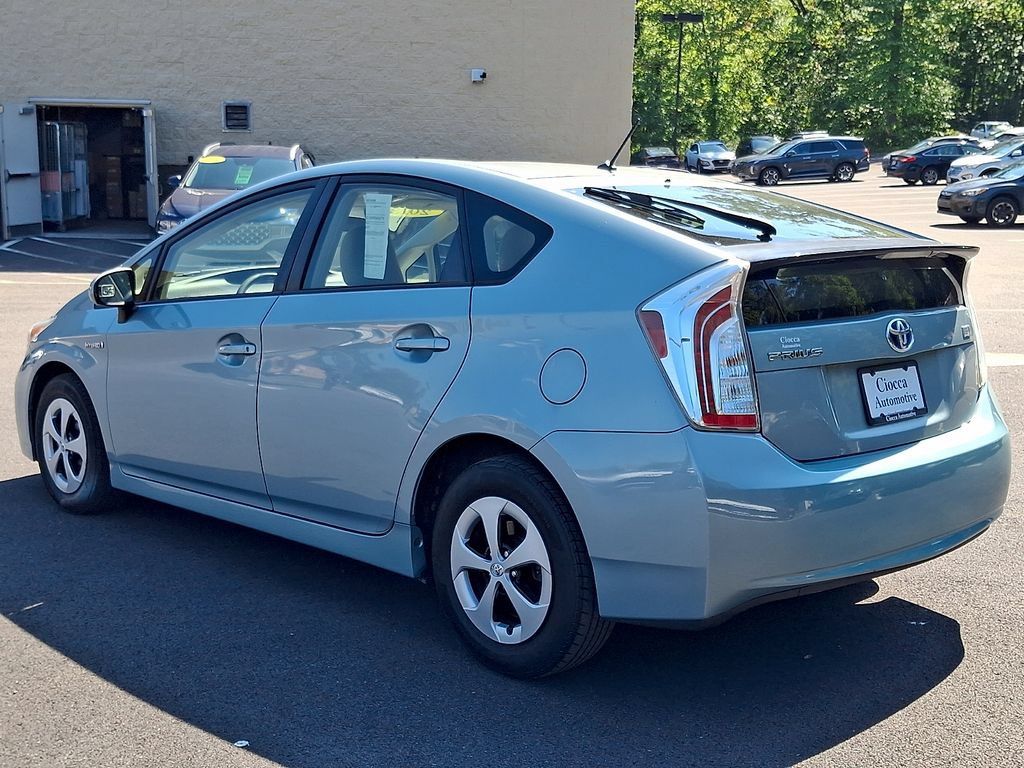Used 2013 Toyota Prius Two FWD image 6