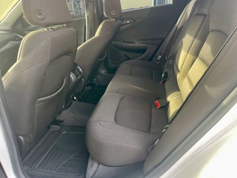 Used 2019 Chevrolet Malibu LT image 10