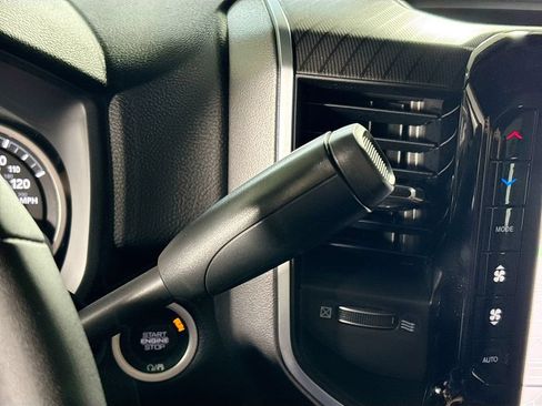 New 2026 RAM 2500 Big Horn AWD/4WD image 18