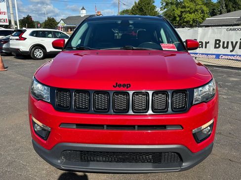 Used 2018 Jeep Compass Latitude AWD/4WD image 8
