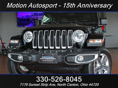 Used 2021 Jeep Wrangler Unlimited Sahara w/ Dual Top Group AWD/4WD image 60