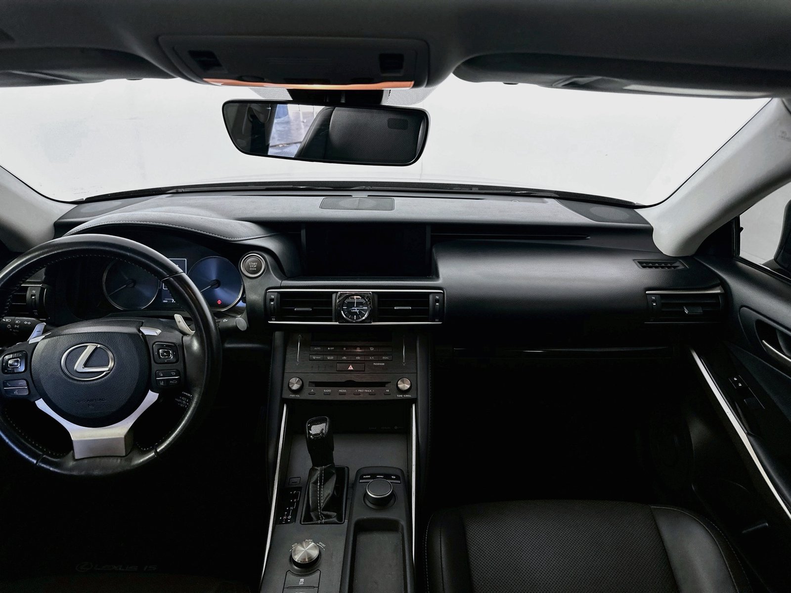 Used 2019 Lexus IS 300 w/ Accessory Package RWD image 22