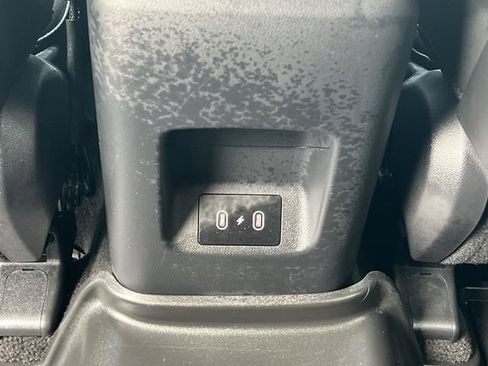 Certified 2025 Hyundai Tucson Limited AWD/4WD image 37