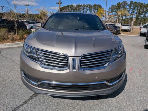 Used 2018 Lincoln MKX Reserve w/ Driver Assistance Package image 9