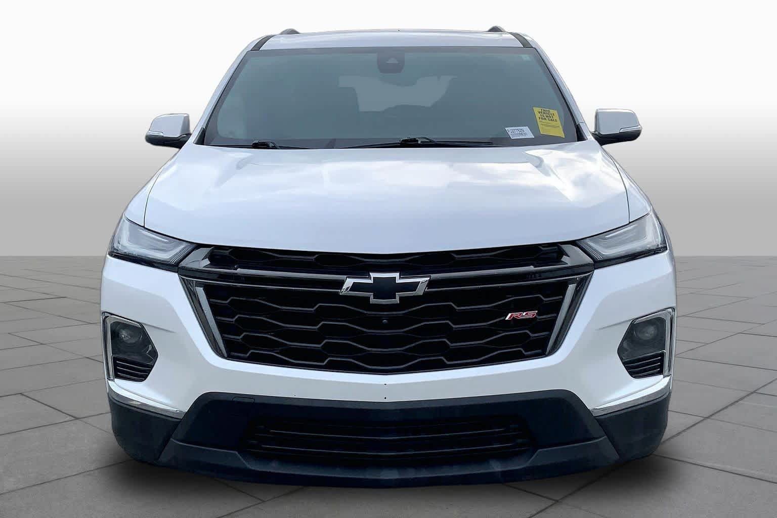 Used 2023 Chevrolet Traverse RS FWD image 4