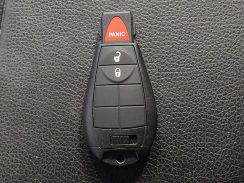 Used 2021 RAM 1500 Tradesman w/ Chrome Plus Package image 32