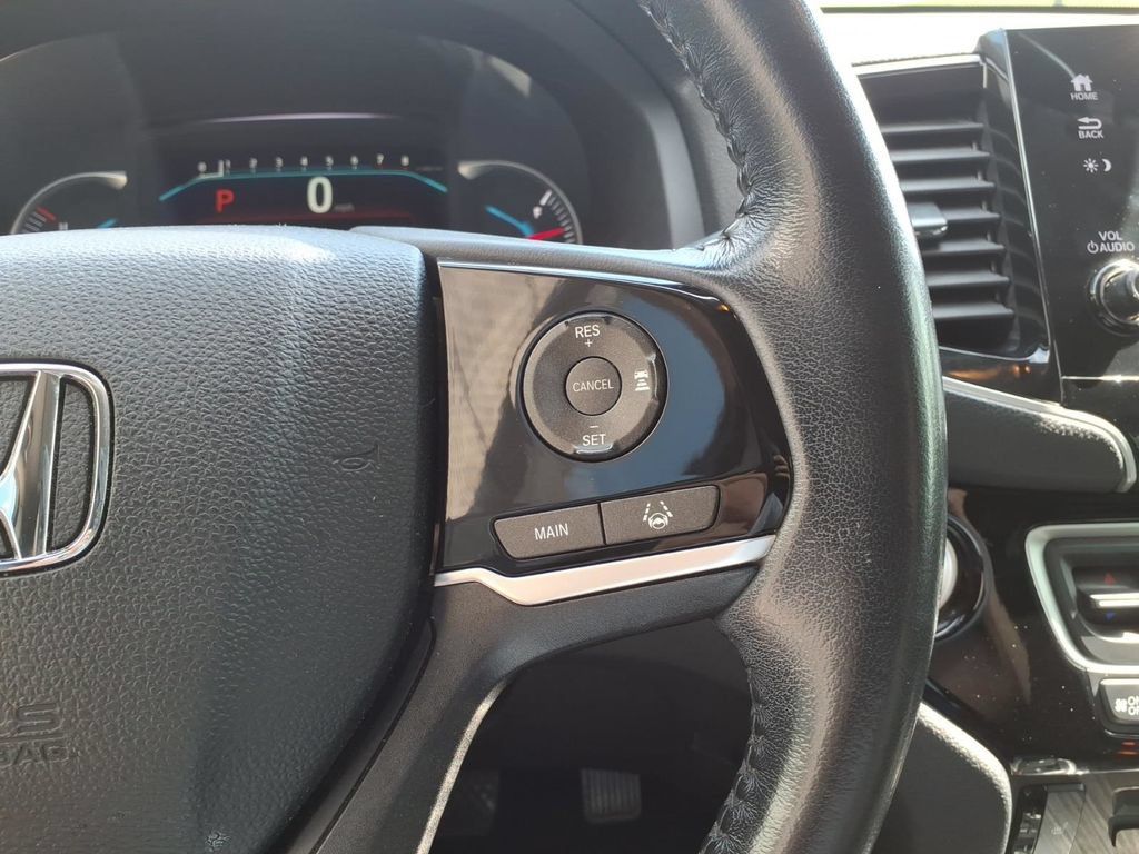 Used 2019 Honda Pilot Touring image 19