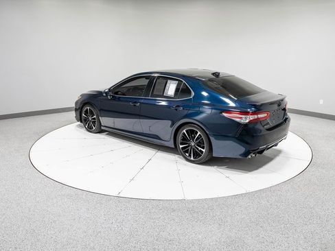 Used 2018 Toyota Camry XSE image 33