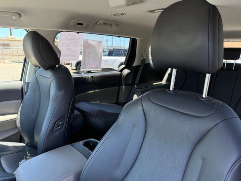 Used 2026 Kia Carnival EX FWD image 20