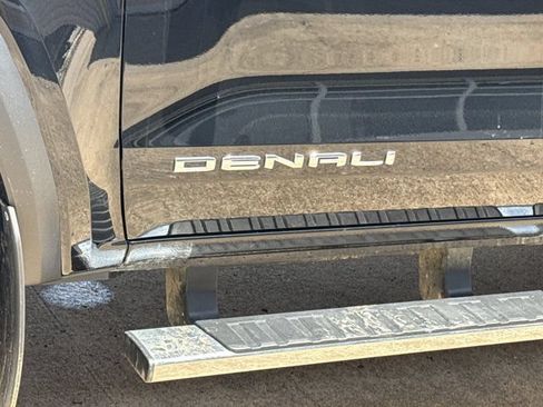 Used 2026 GMC Canyon Denali AWD/4WD image 14