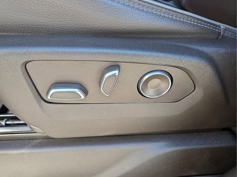 Used 2024 GMC Sierra 3500 Denali w/ Denali Reserve Package image 14