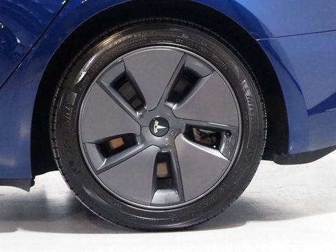 Used 2023 Tesla Model 3 RWD image 42