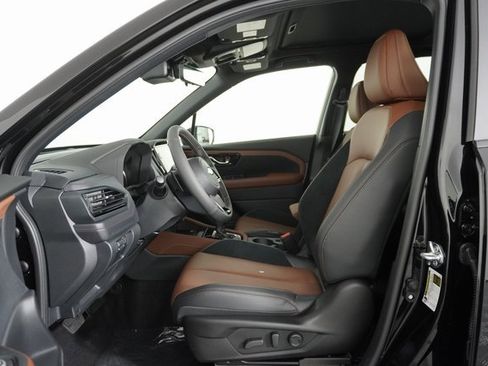 New 2025 Subaru Forester Touring image 9