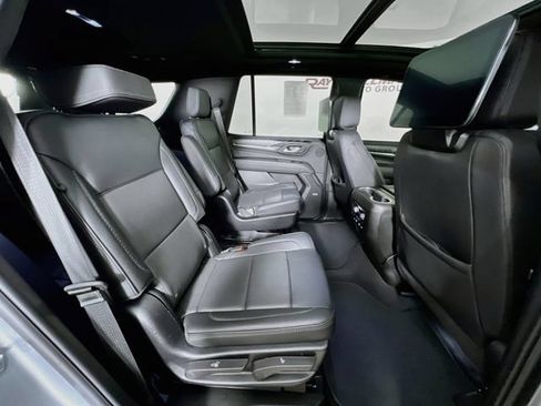 Used 2024 GMC Yukon Denali w/ Advanced Technology Package AWD/4WD image 46