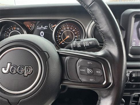 Used 2022 Jeep Wrangler Unlimited Sport image 23