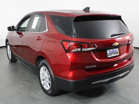 Used 2023 Chevrolet Equinox LT FWD image 3