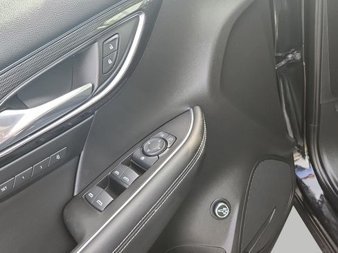 Used 2023 Buick Envision Essence AWD/4WD image 22