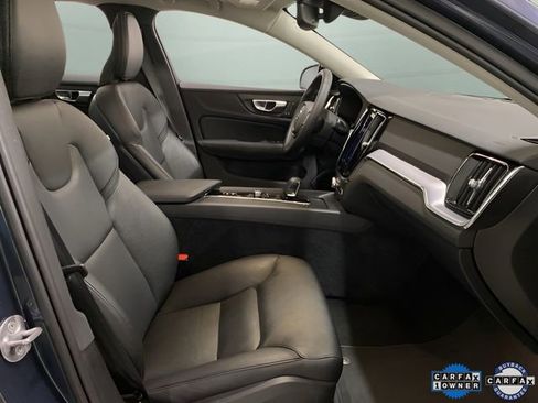 Used 2025 Volvo S60 B5 Core image 79