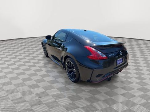 Used 2015 Nissan 370Z NISMO RWD image 6