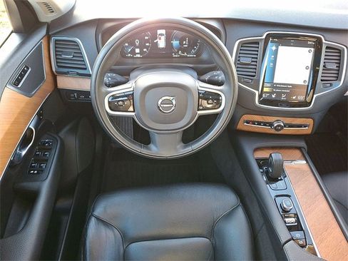 Used 2021 Volvo XC90 T8 Inscription Expression w/ Climate Package image 21