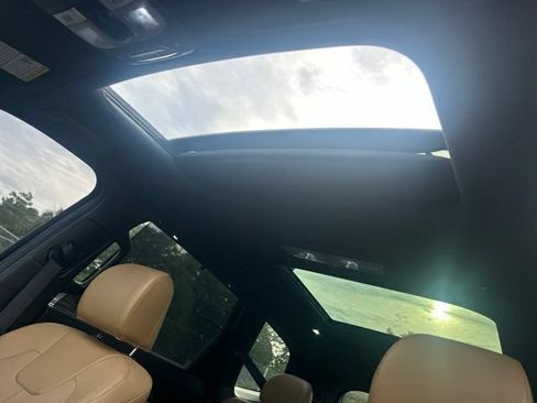 Used 2022 Kia Telluride SX FWD image 22