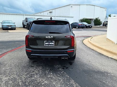 Used 2022 Kia Telluride EX w/ EX Premium Package AWD/4WD image 5