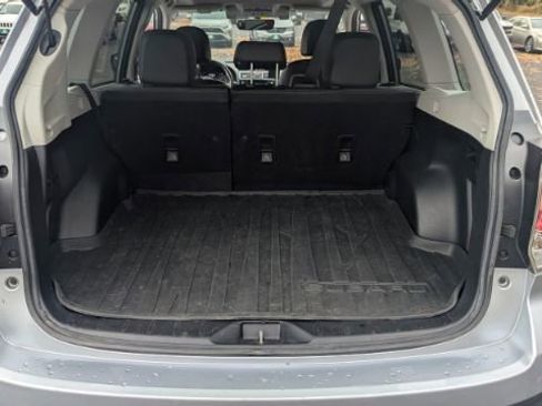 Used 2017 Subaru Forester 2.5i Touring image 13